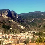 Les Callunes 2* Annot