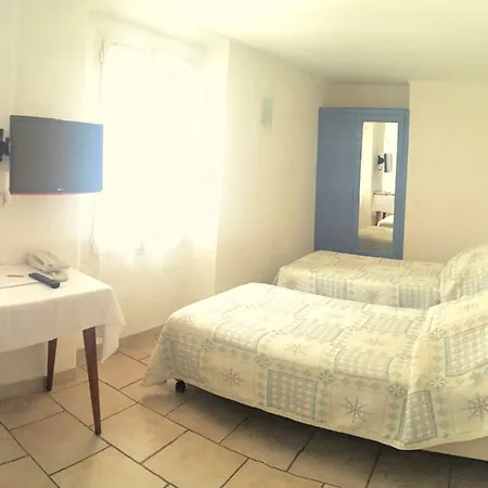 Hotel Les Callunes Anciennement Le Beausejour 2*
