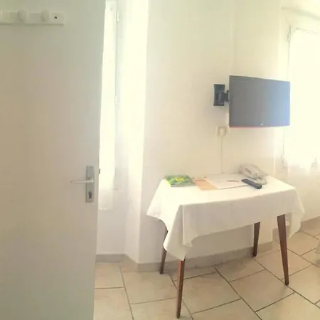 Szálloda Les Callunes Annot