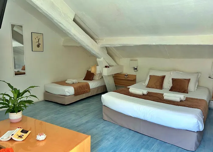 Les Callunes Anciennement Le Beauséjour 2*