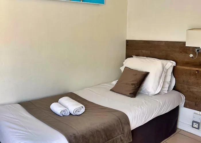 Les Callunes Anciennement Le Beauséjour 2*