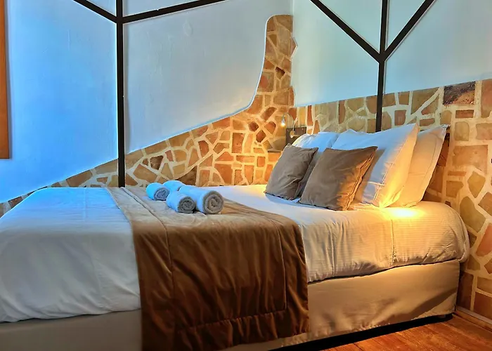 Les Callunes Anciennement Le Beauséjour 2* Annot